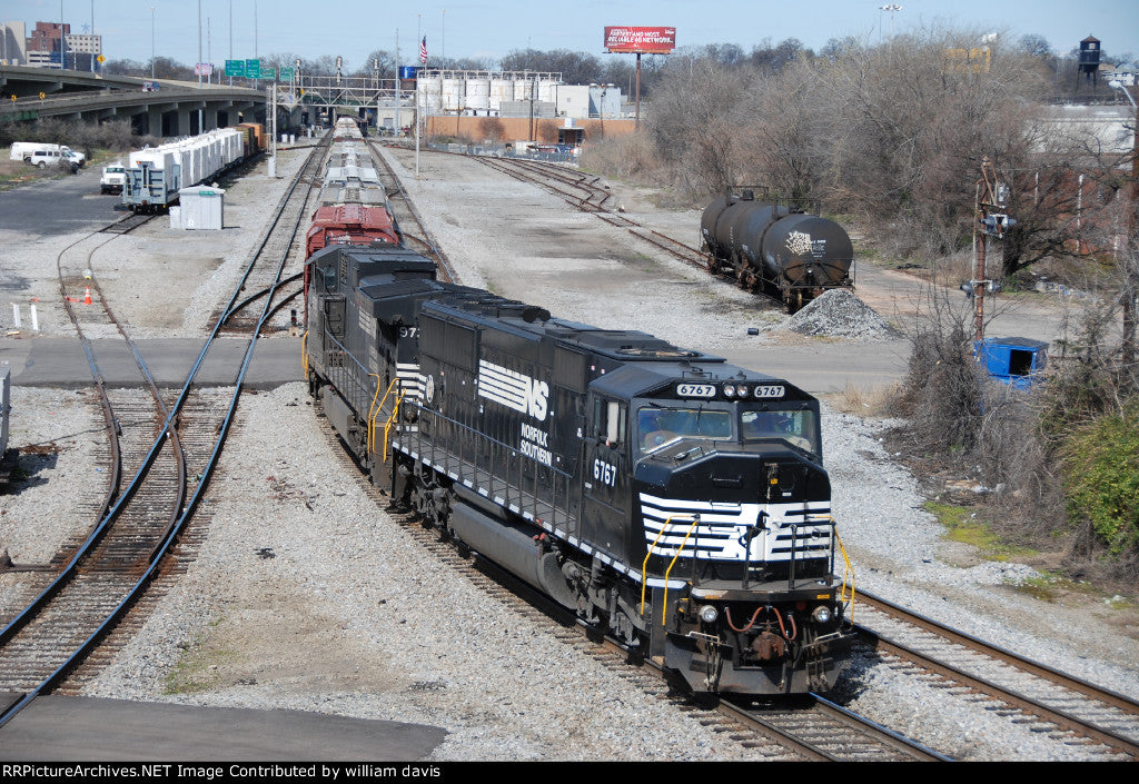 Norfolk Southern SD60M #6767 Leslie Supertyfon RS3L Locomotive Train Horn